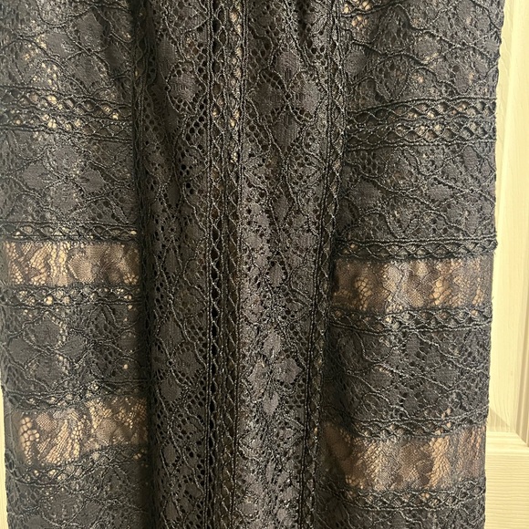 BCBG MaxAzria Black Lace Evening Gown Size 8 - Picture 5 of 15